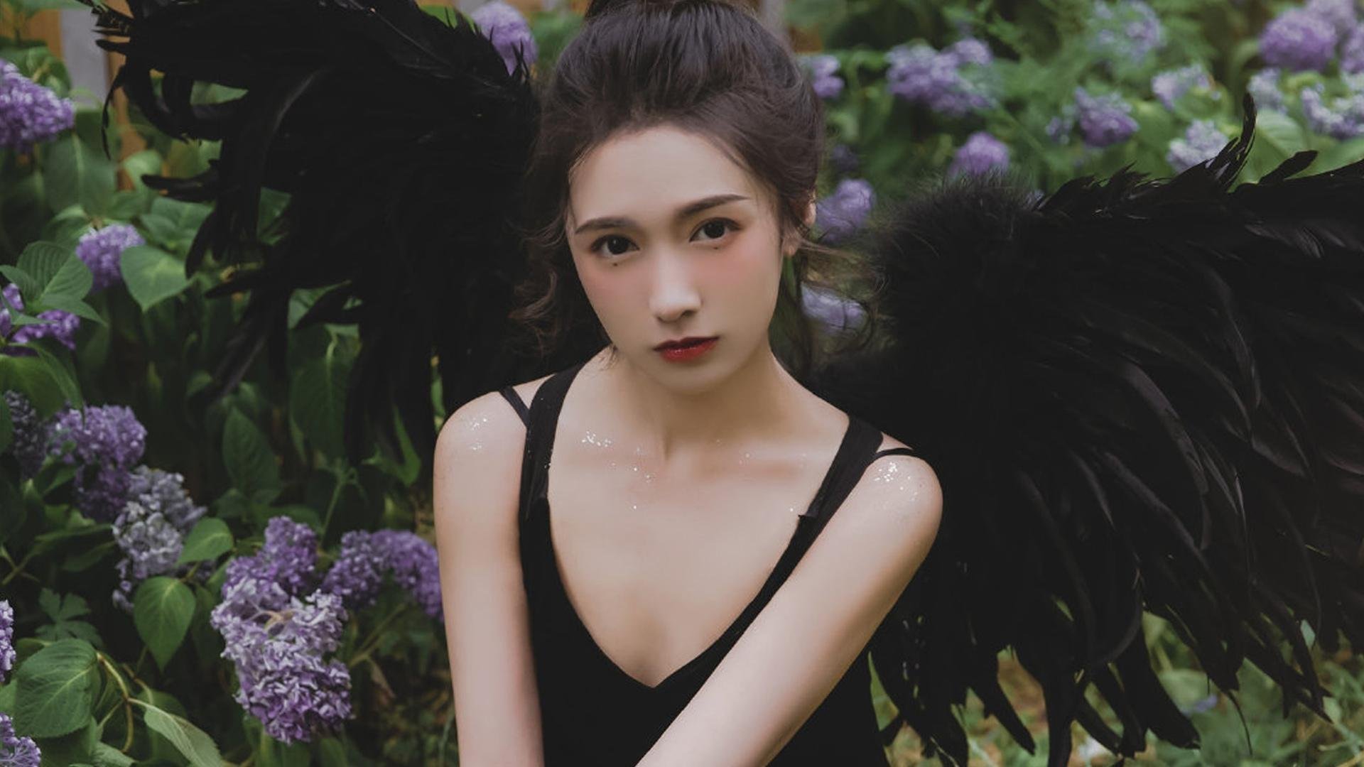 足球场馆智能化升级，提升比赛观赛体验，足球场管理与服务方案