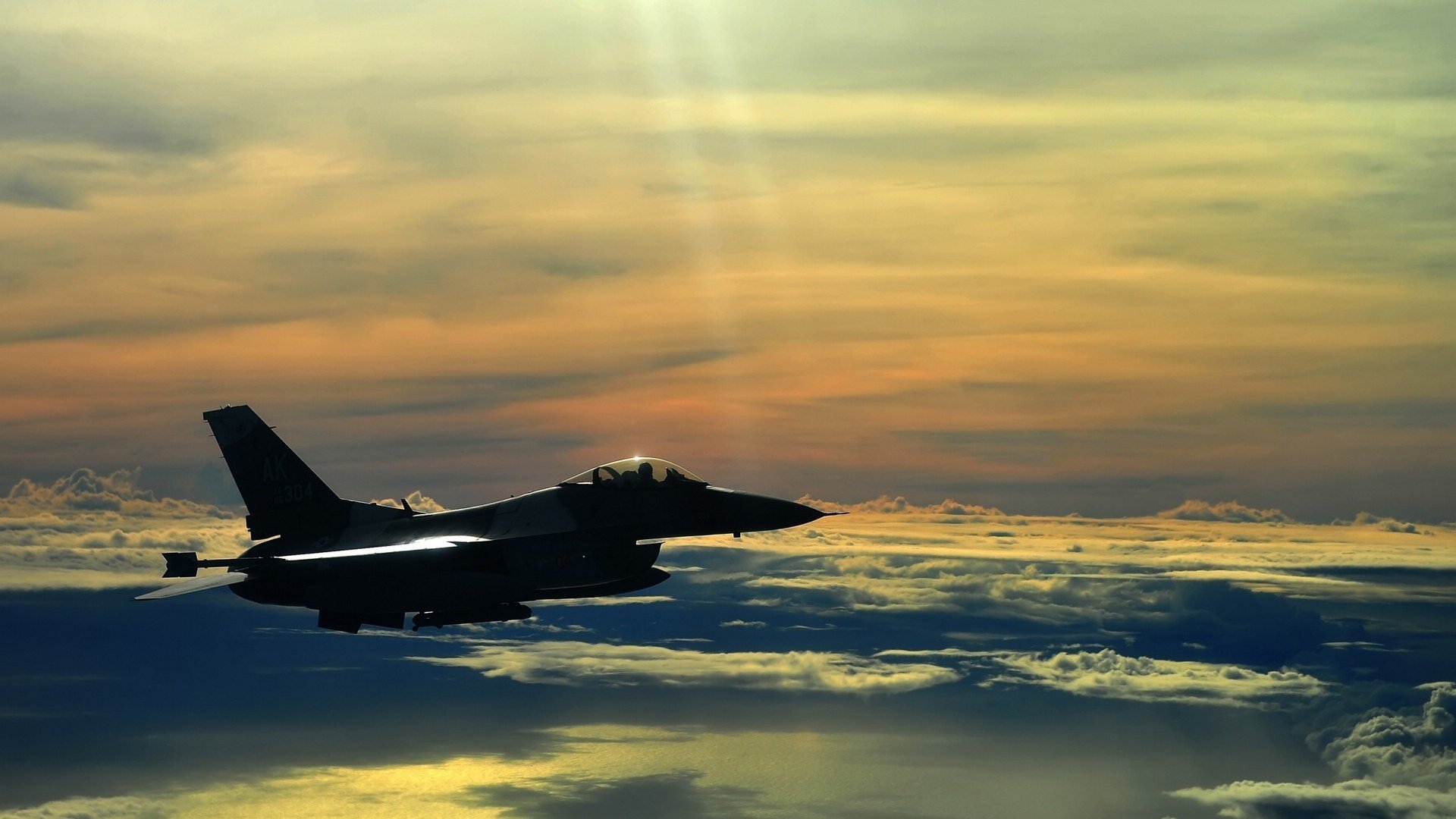 “简阳文体中心：全球顶级选手争霸羽毛球赛场”